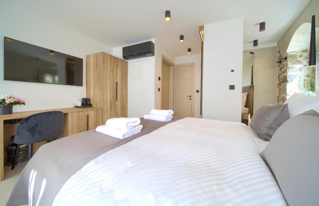 Portella Rooms Krk Town Exterior foto