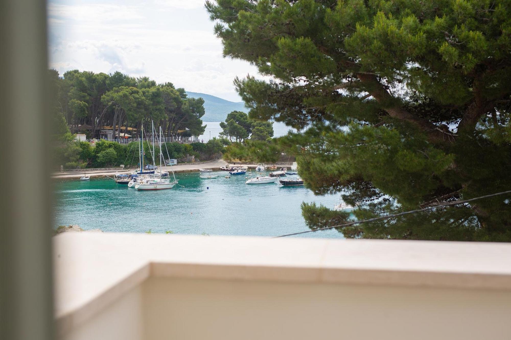 Portella Rooms Krk Town Exterior foto