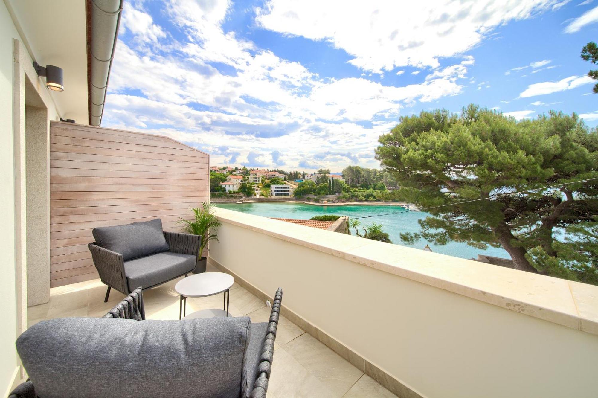 Portella Rooms Krk Town Exterior foto